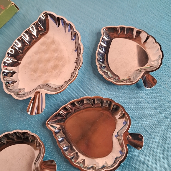 Vintage chrome leaf plate set - Picture 4 of 7